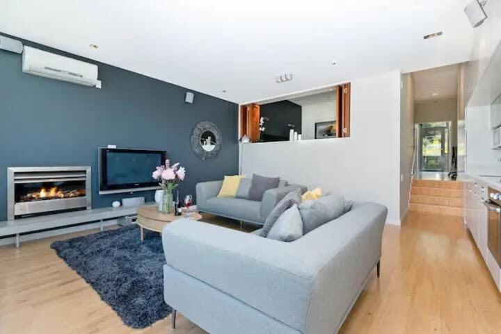 Luxury Lake View - 1 Bedroom Queenstown Exterior photo