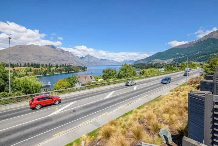 Luxury Lake View - 1 Bedroom Queenstown Exterior photo
